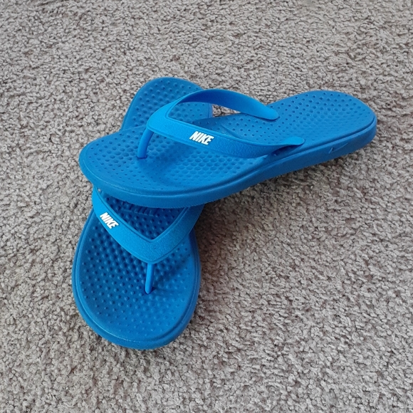 Nike flip flops - Picture 2 of 10